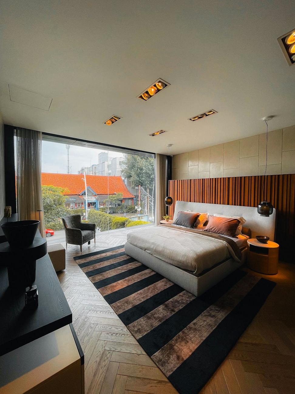 Frostwyrm Grand Suite